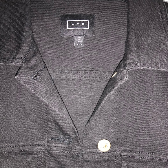 (SOLD) Jean Jacket - Picture 6 of 8